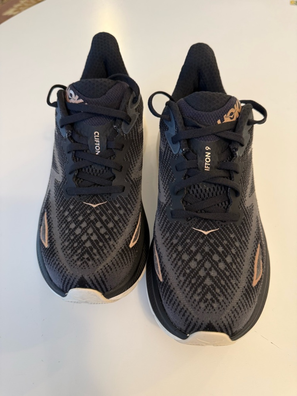 Hoka Clifton 9 Running Shoes